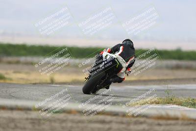 media/May-03-2025-CRA (Sat) [[22b18d099a]]/Races/Race 2/